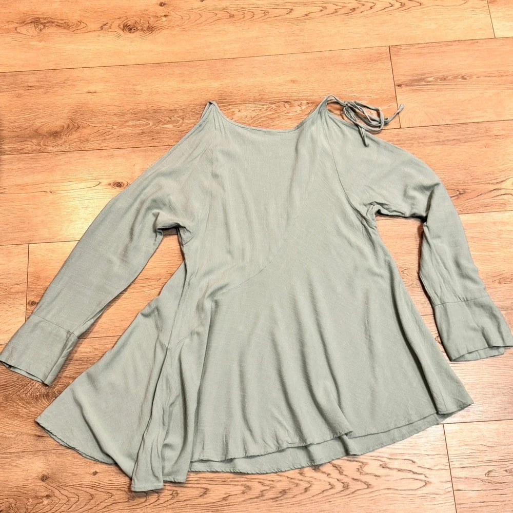 Free People Clear Skies Cold‎ Shoulder Tunic Dress Top Flowy Size XS Xsmall